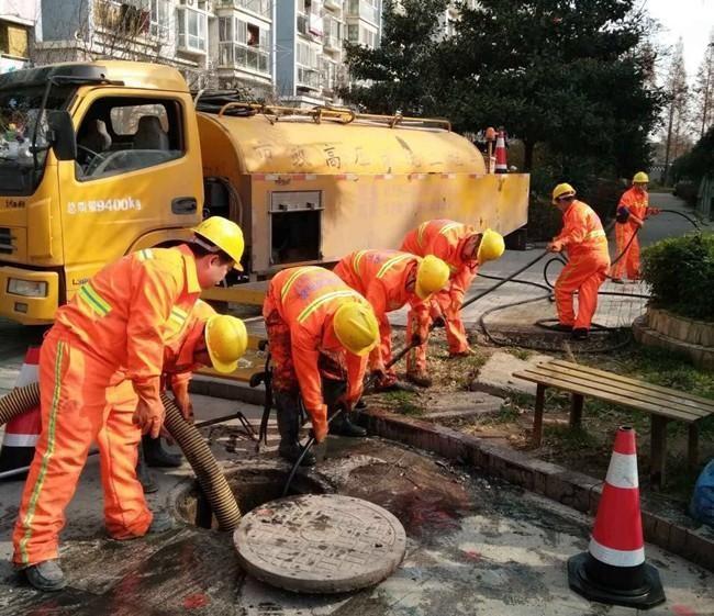 泰丰办事处市政管道清淤