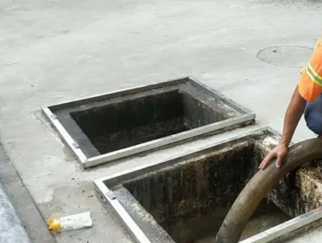 泰丰办事处化粪池清理